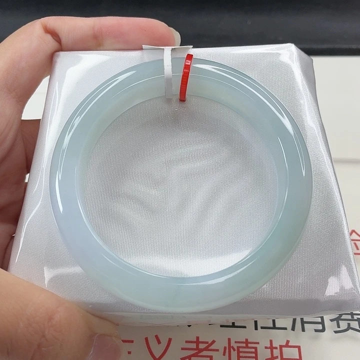 翡翠未镶嵌手镯正圈54.7