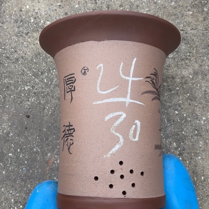 紫砂花盆紫砂的花