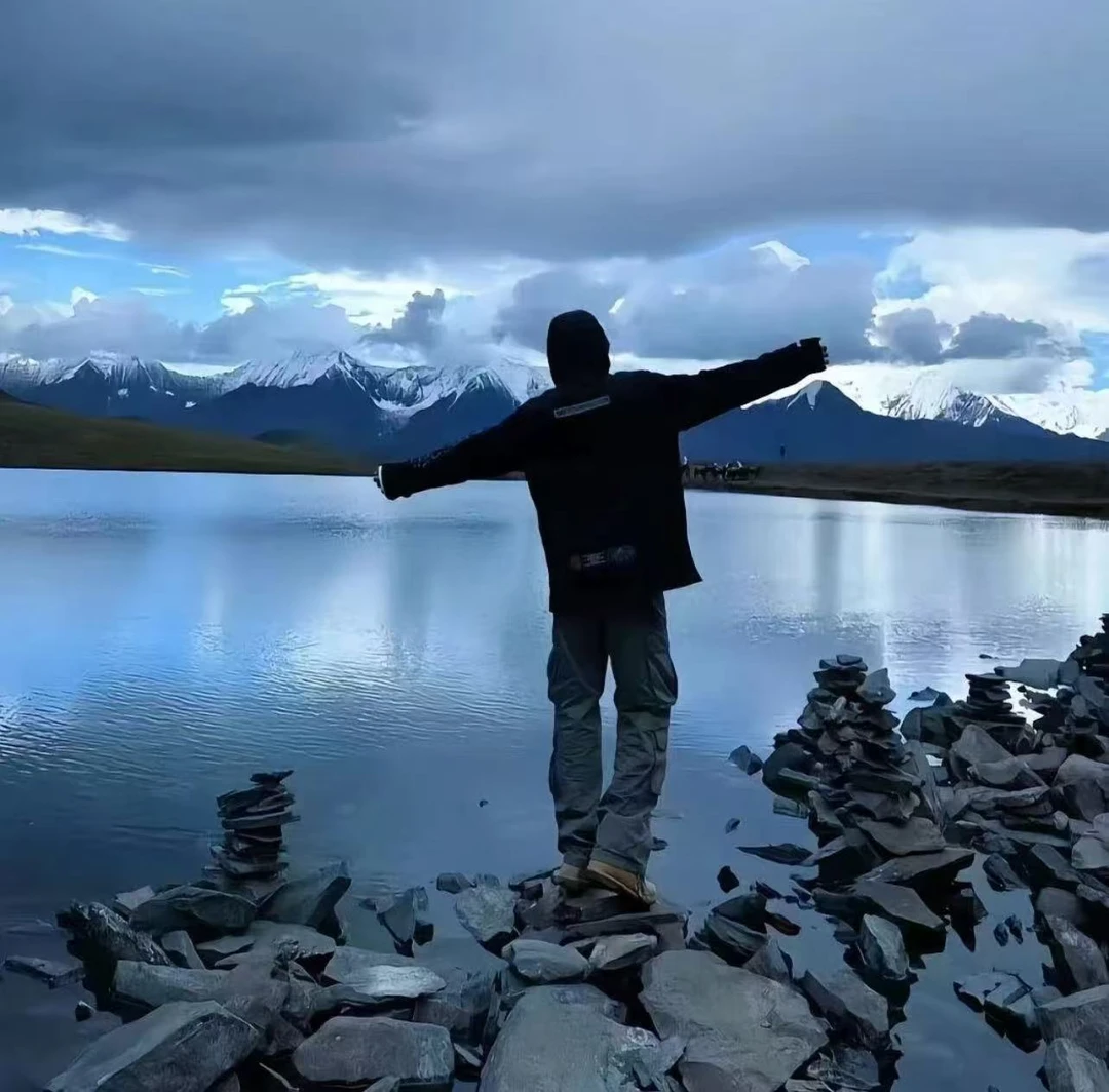 BM+夏季无袖轻奢休闲户外圆领凯袖百搭男士T恤X