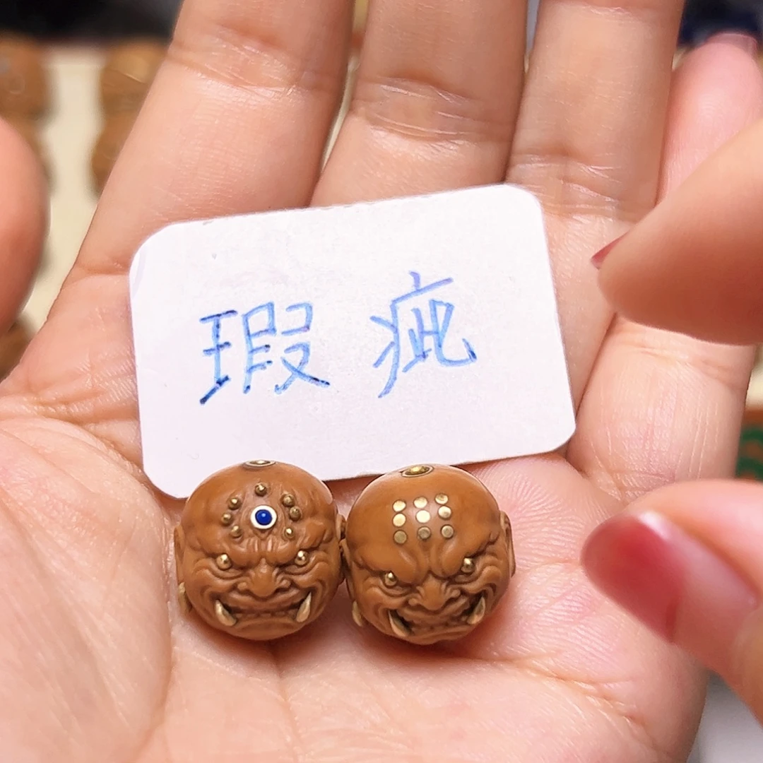 把件猴头核桃瑕款