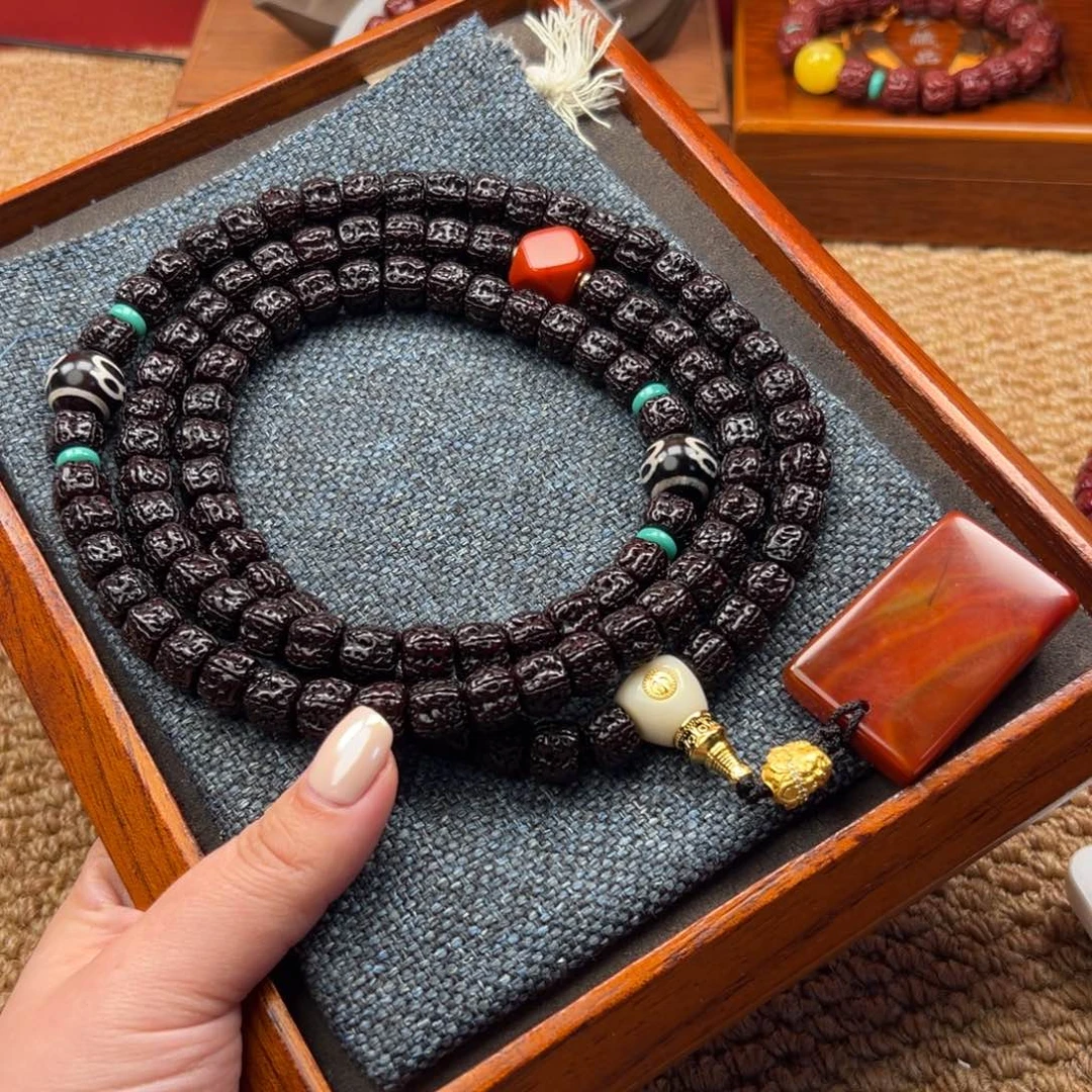 阳***魅金刚菩提吊坠黑金