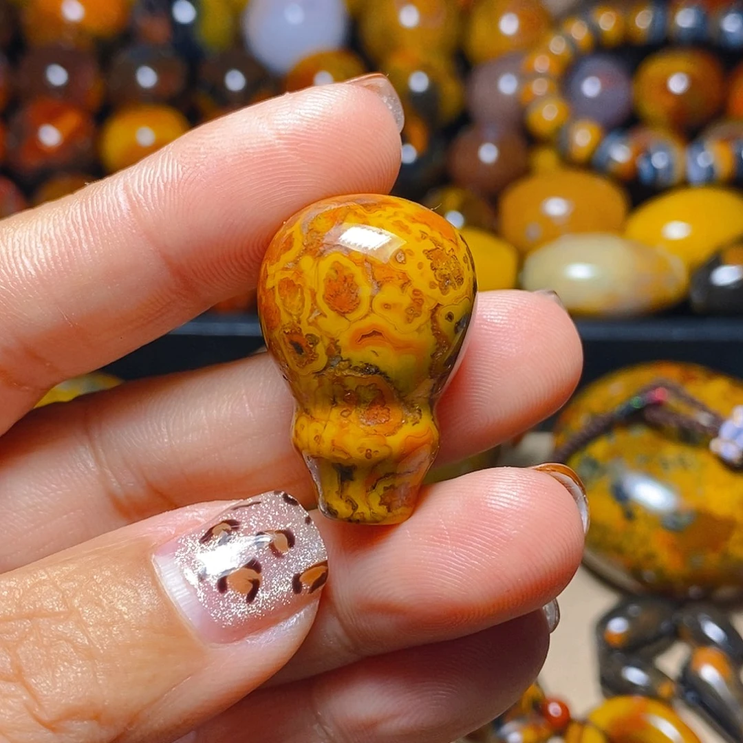 未镶嵌颈饰玛瑙/玉髓我*