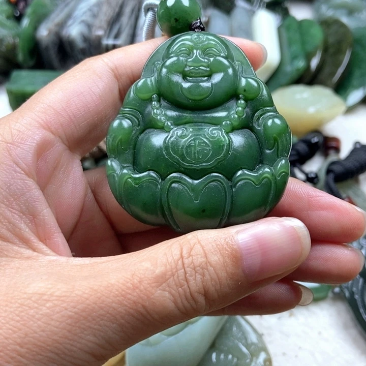 颈饰未镶嵌和田玉燕*