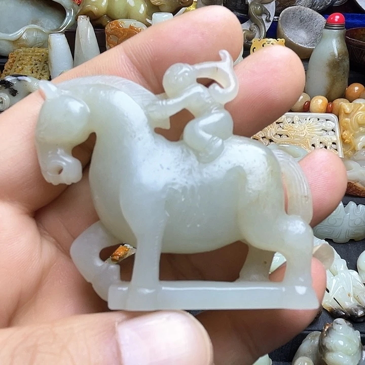 颈饰未镶嵌和田玉