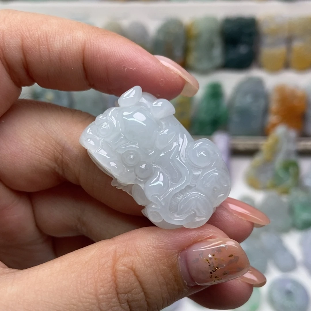 吊坠(赠链)未镶嵌翡翠