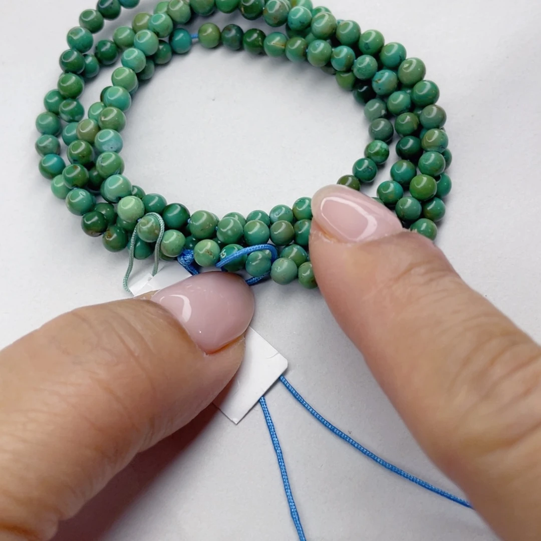 绿松石未镶嵌颈饰