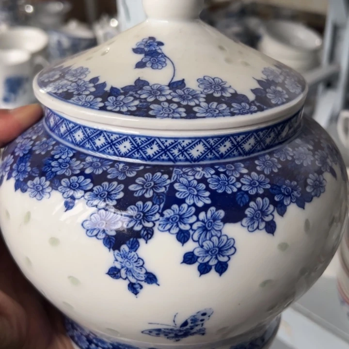 青花玲珑陶瓷制哦