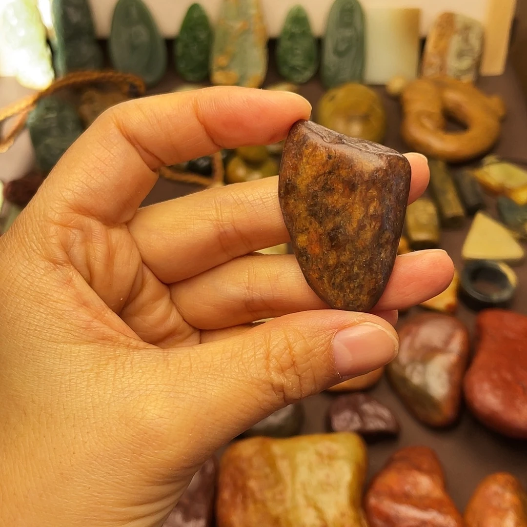 岫岩河磨玉（透闪石质玉）未镶嵌颈饰