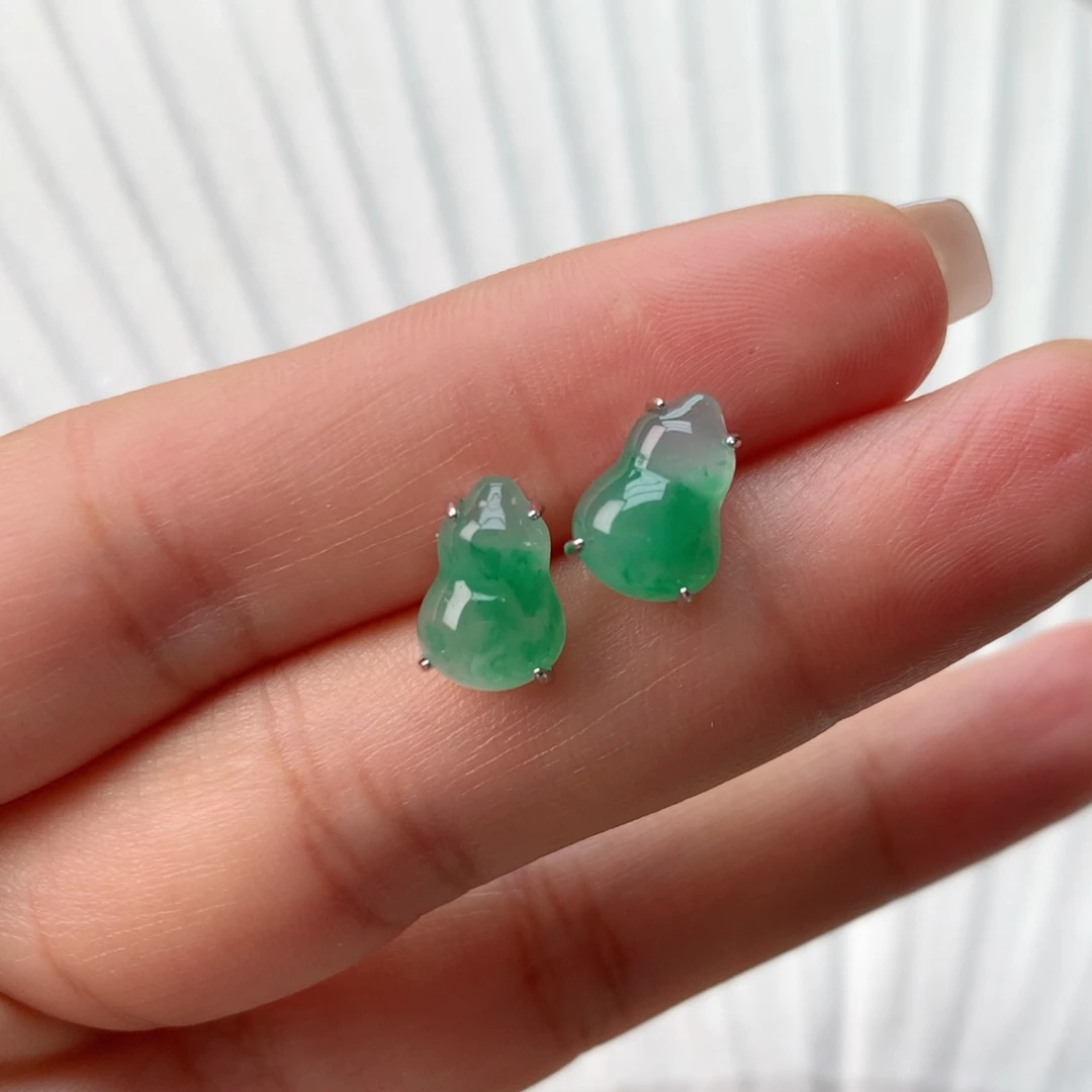 石英质玉冰飘花精品耳饰银S925镀金镶嵌