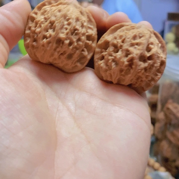 【闪购商品】文玩核桃把件38凤眼小众