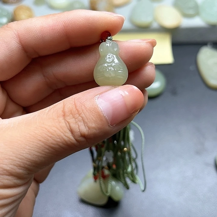 【闪购商品】和田玉未镶嵌颈饰