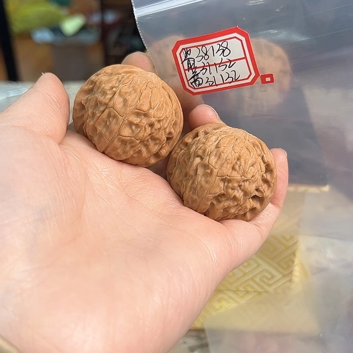 文玩核桃把件磨盘