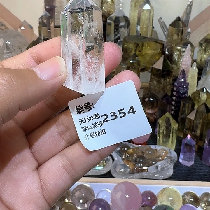 未镶嵌颈饰水晶柱