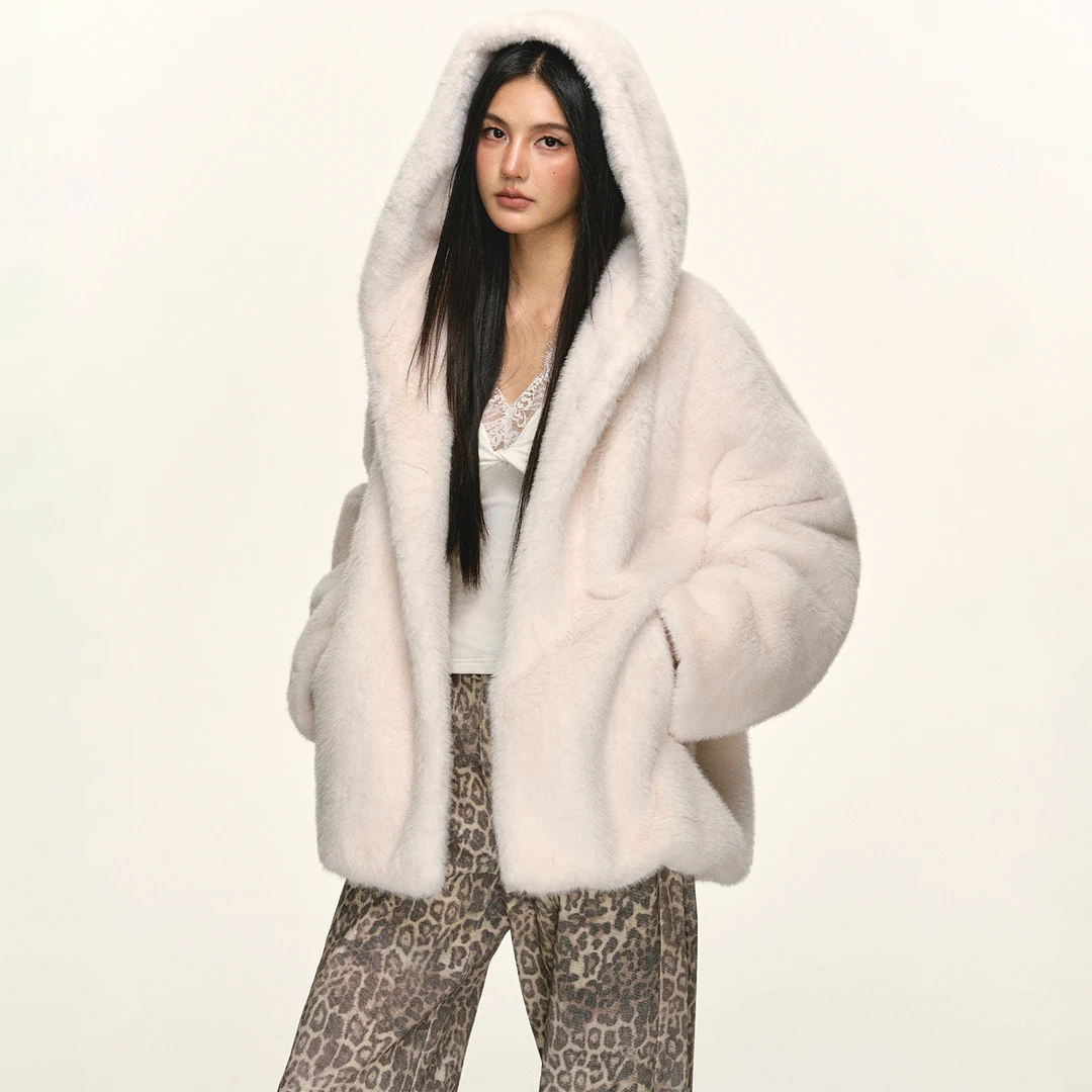 anna aneae环保皮草女秋冬季新款慵懒风白色加厚保暖连帽毛毛外套