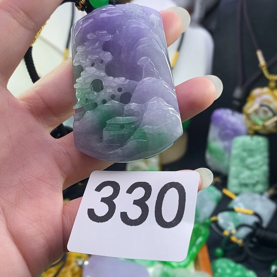 翡翠未镶嵌吊坠(赠链)