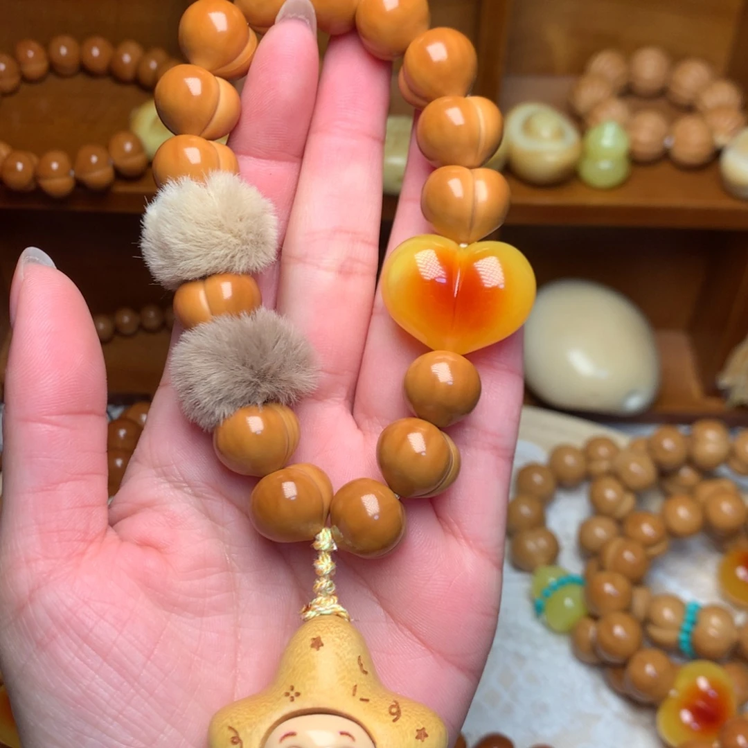 把件猴头核桃15玻璃底定制