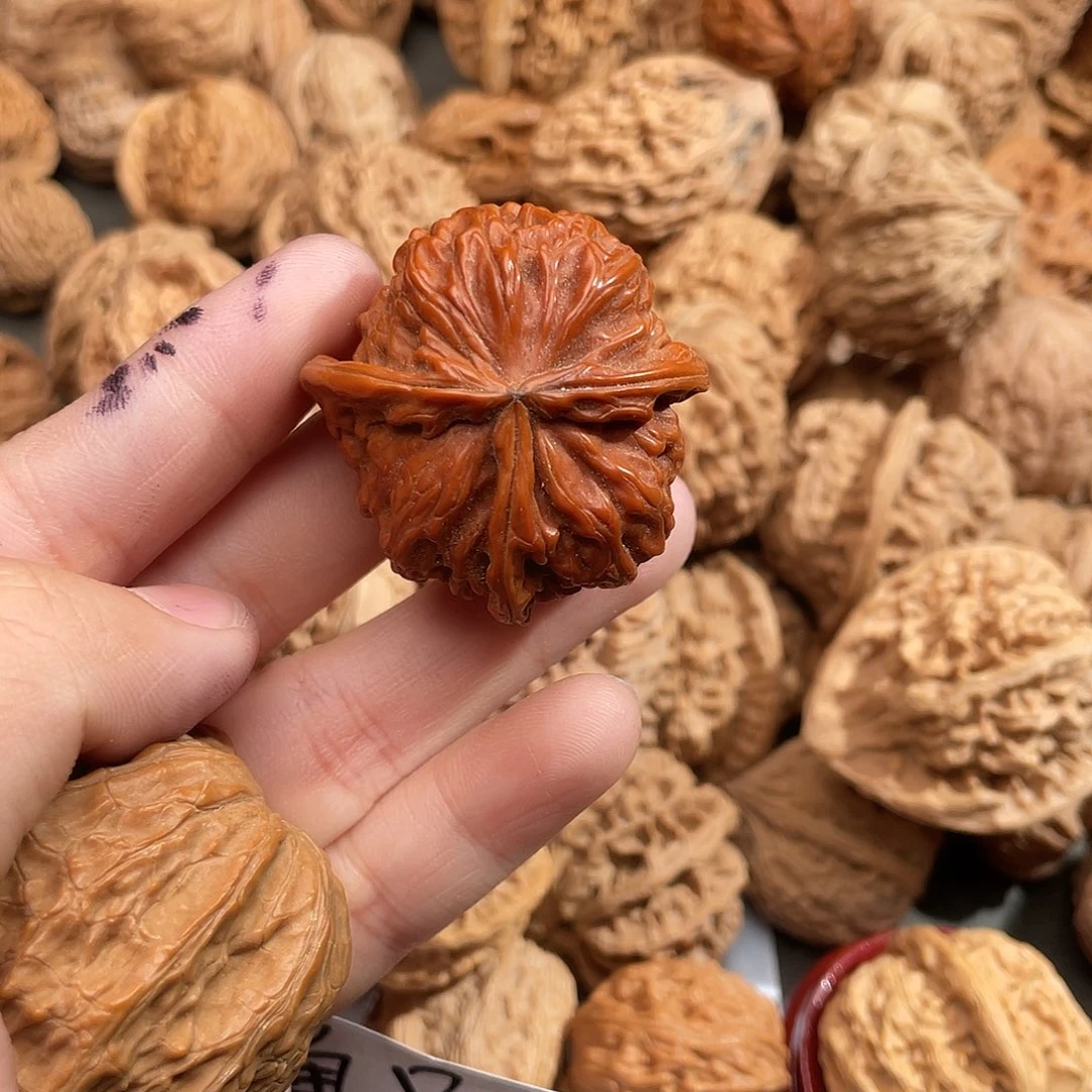 文玩核桃吊坠好*?篓子