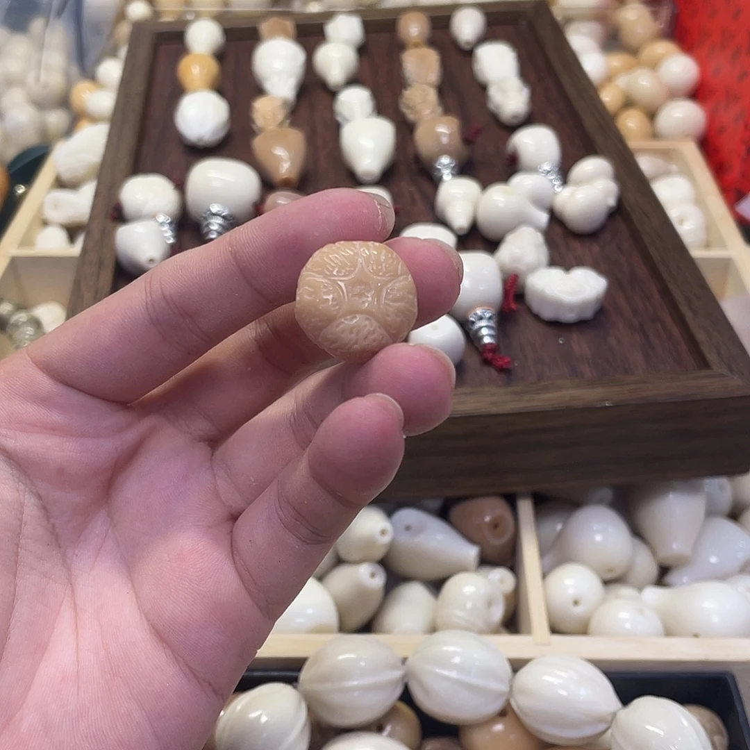 听***雨菩提根/象牙果吊坠