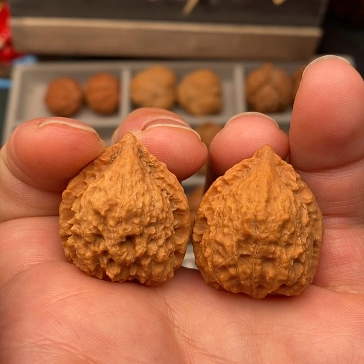 把件文玩核桃YS核桃