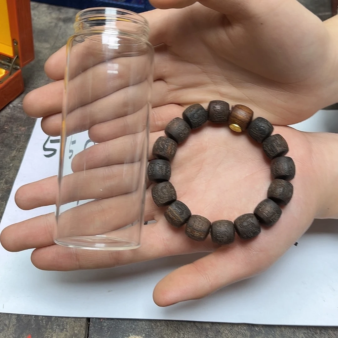 大叶紫檀（黑酸枝木类）