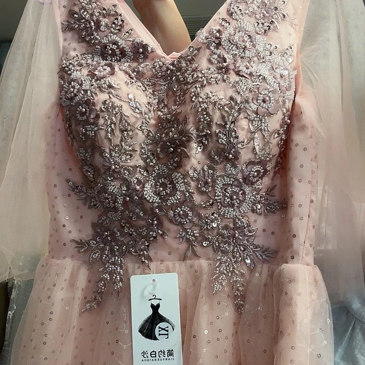 婚啥礼服精品女装大卖