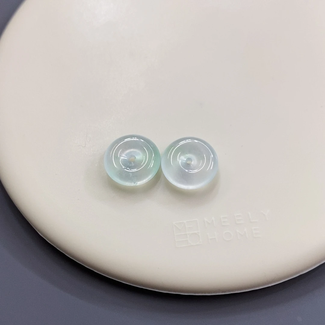 颈饰未镶嵌翡翠一对平安扣