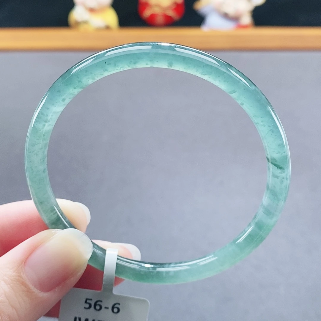 翡翠未镶嵌手镯11