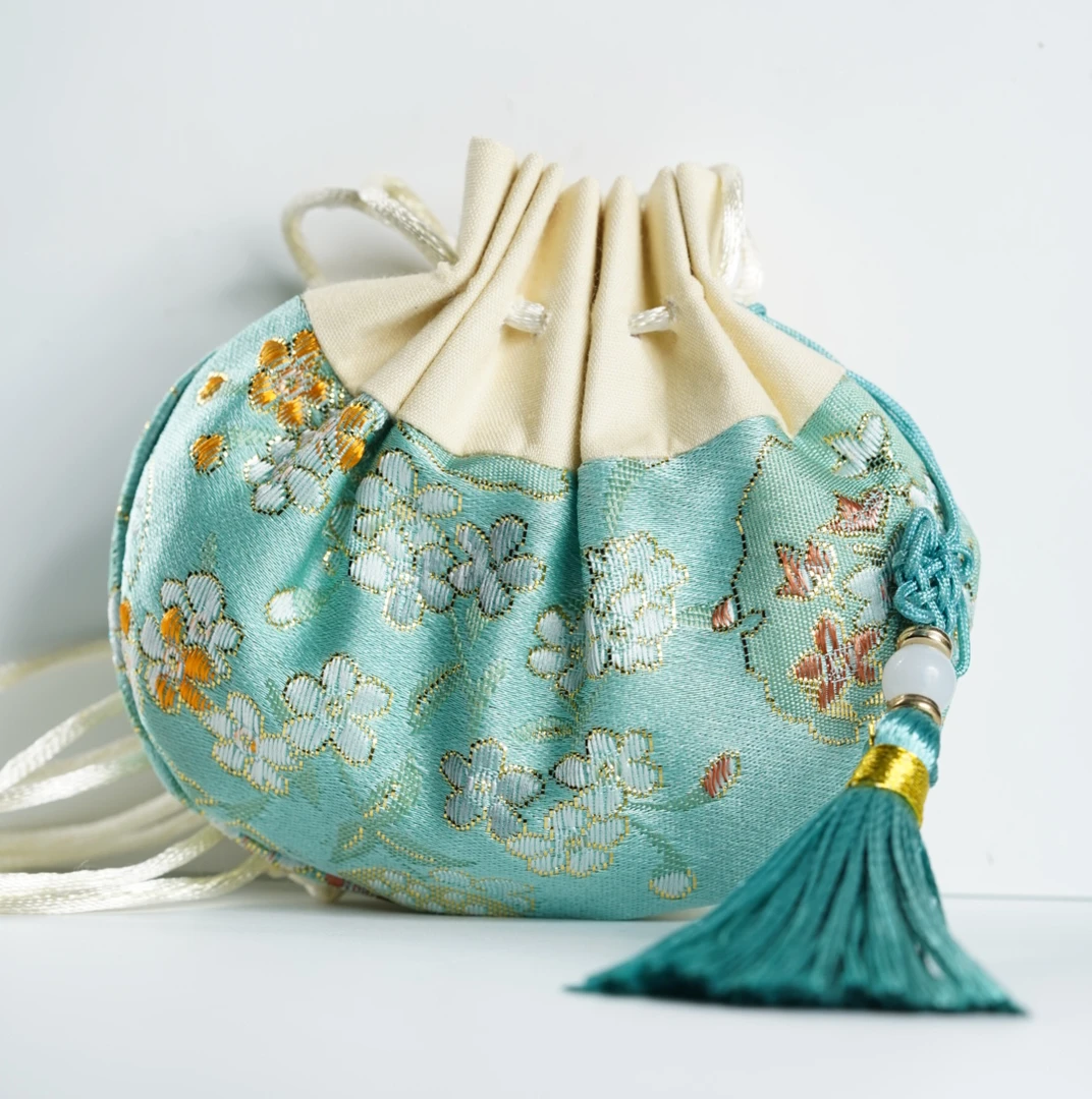 【珊木居】QT582 TO-P系列 驱蚊香合香香包 颜色随机