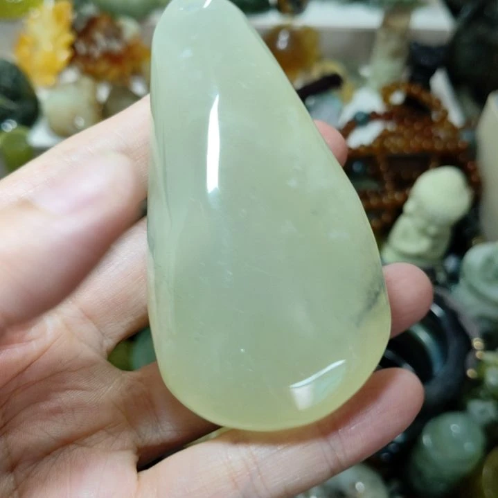 未镶嵌岫玉手把件