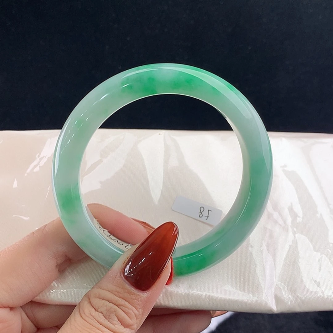 【闪购商品】未镶嵌手镯翡翠正58