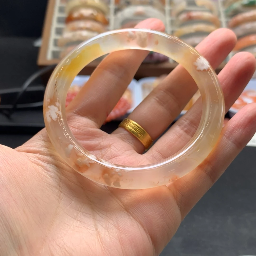 【闪购商品】玛瑙/玉髓手镯未镶嵌人****妈