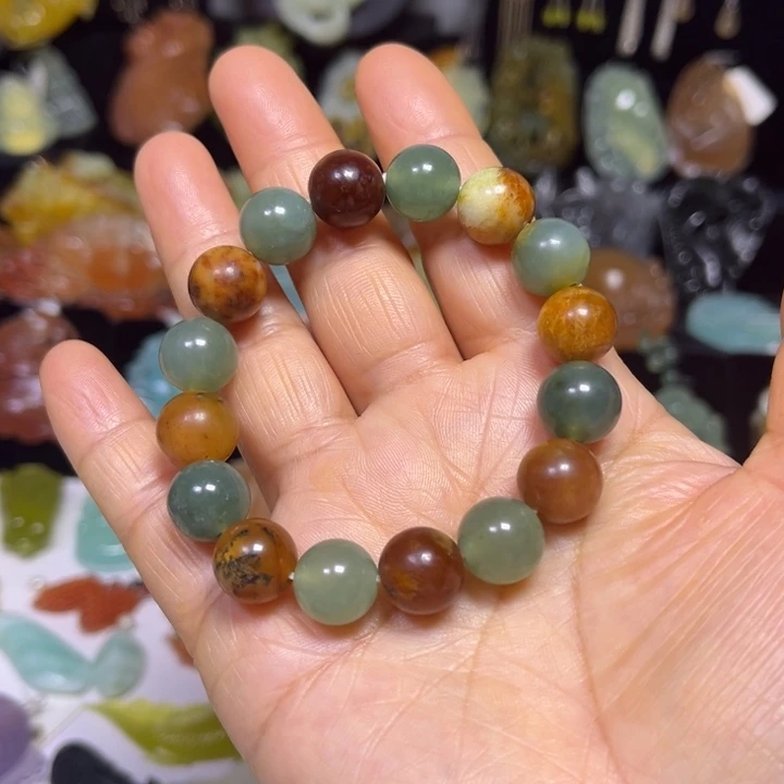 蛇纹石玉未镶嵌吊坠(赠链)