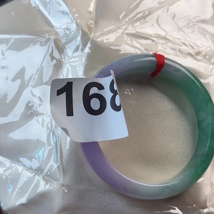 墩*妈1111111111。