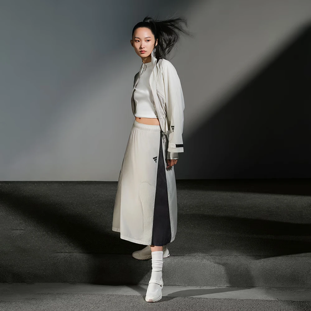 adidas阿迪达斯女子FUSTL W P SKRT梭织流光风运动短裙JM4269