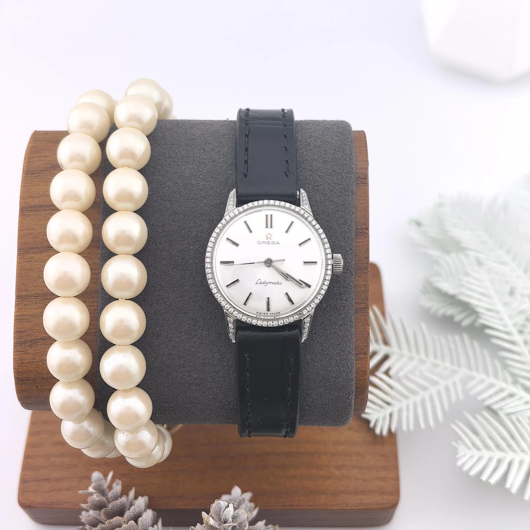 95新 Omega/欧米茄 【重庆中古谢漂亮】欧米茄手表/孤品/01328