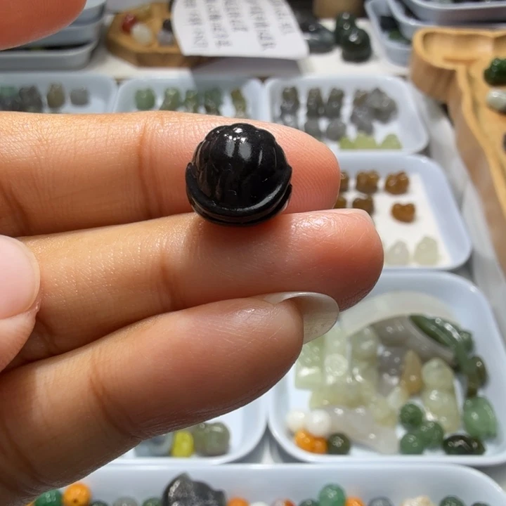 未镶嵌和田玉珠宝半成品