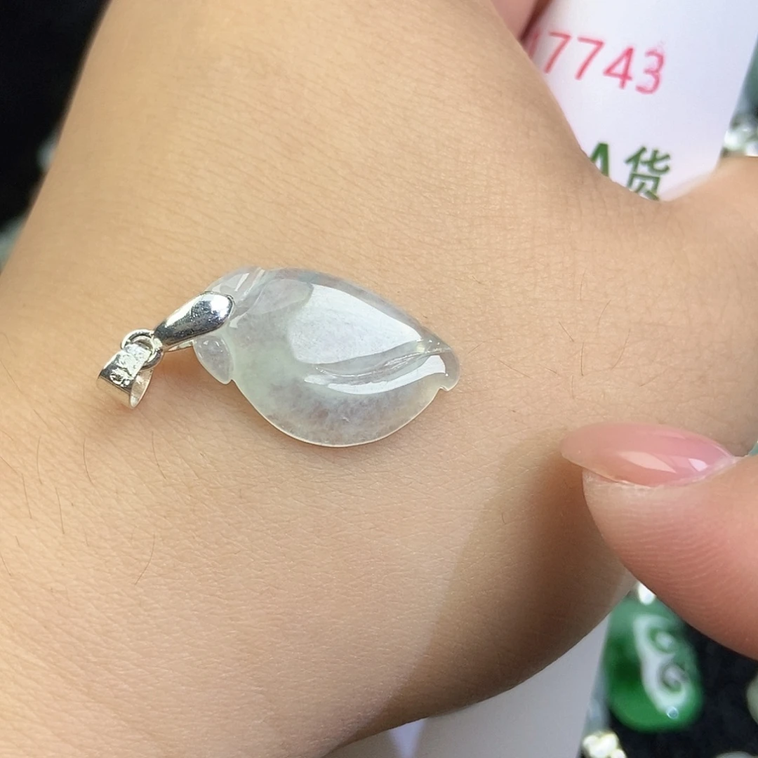 翡翠未镶嵌颈饰天然