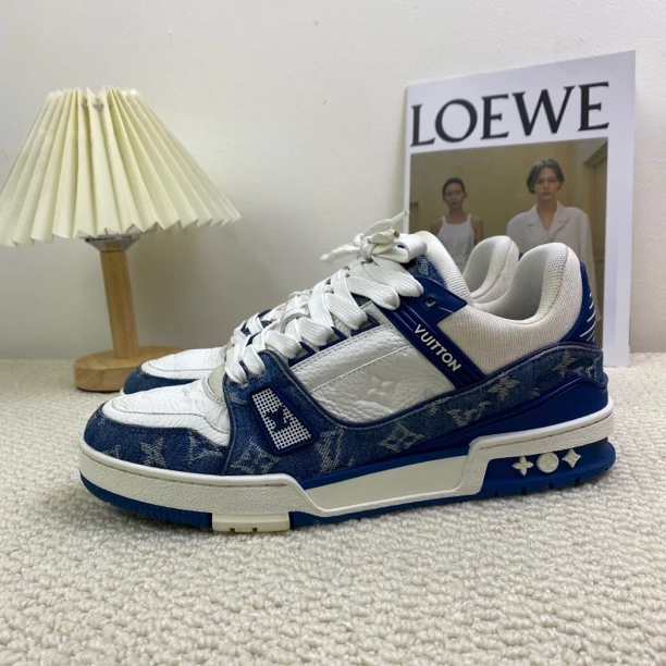 90新 LouisVuitton/路易威登 3680/Trainer板鞋/7码/9新/无配件