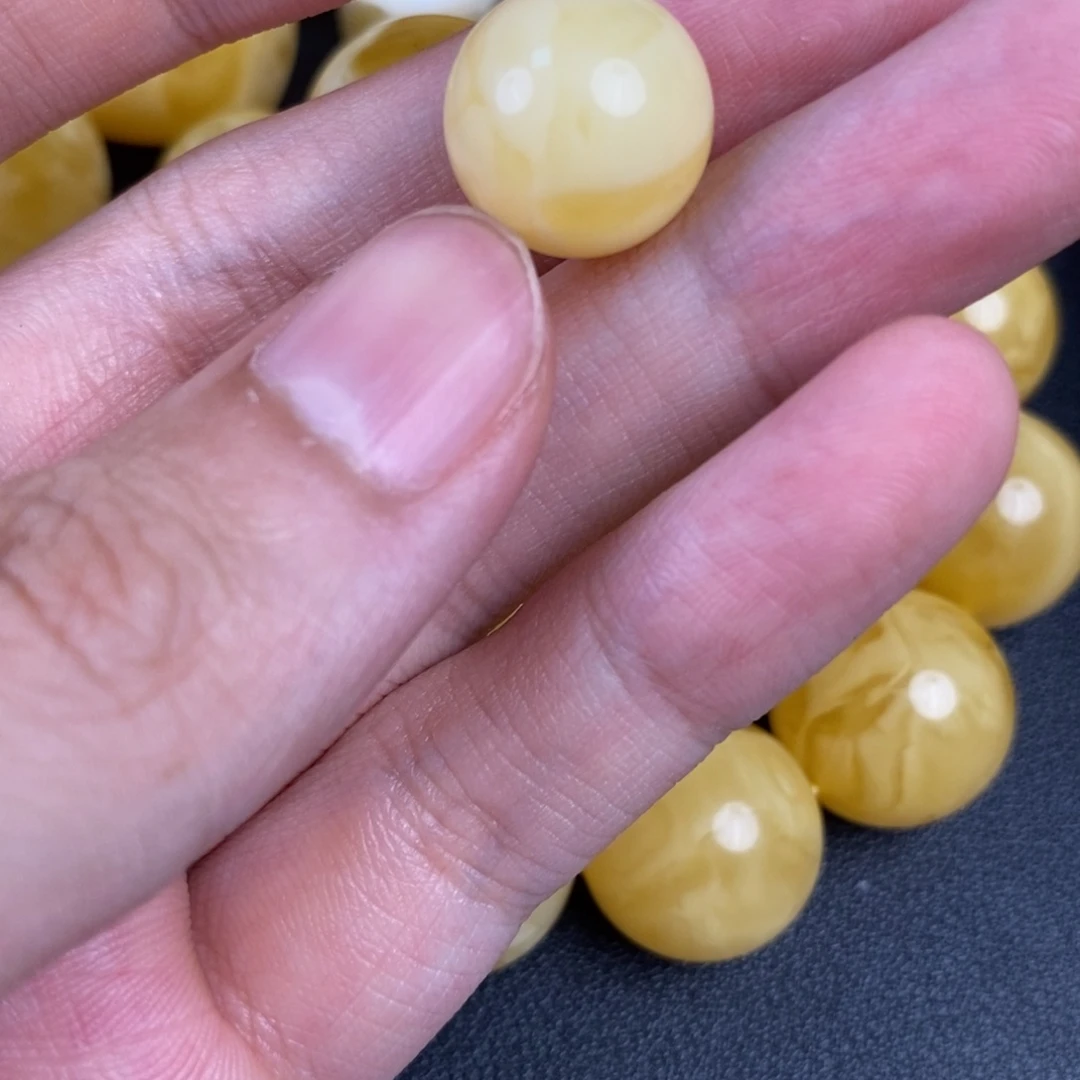 琥珀未镶嵌珠宝奇石88