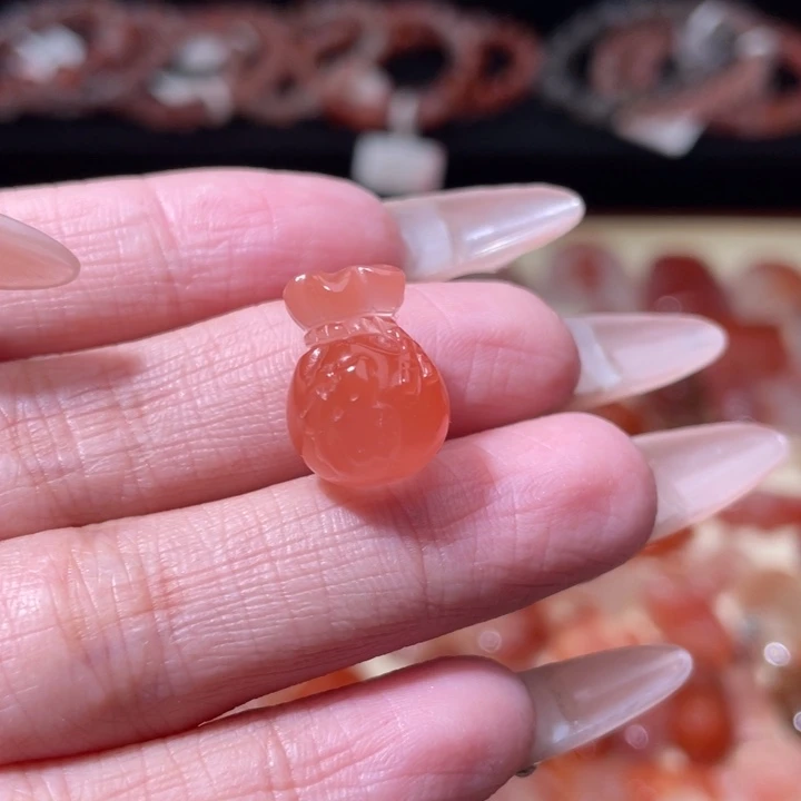 南红玛瑙冰飘配饰福袋未镶嵌打孔备注1315