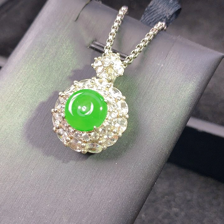 【闪购商品】翡翠未镶嵌颈饰翡翠