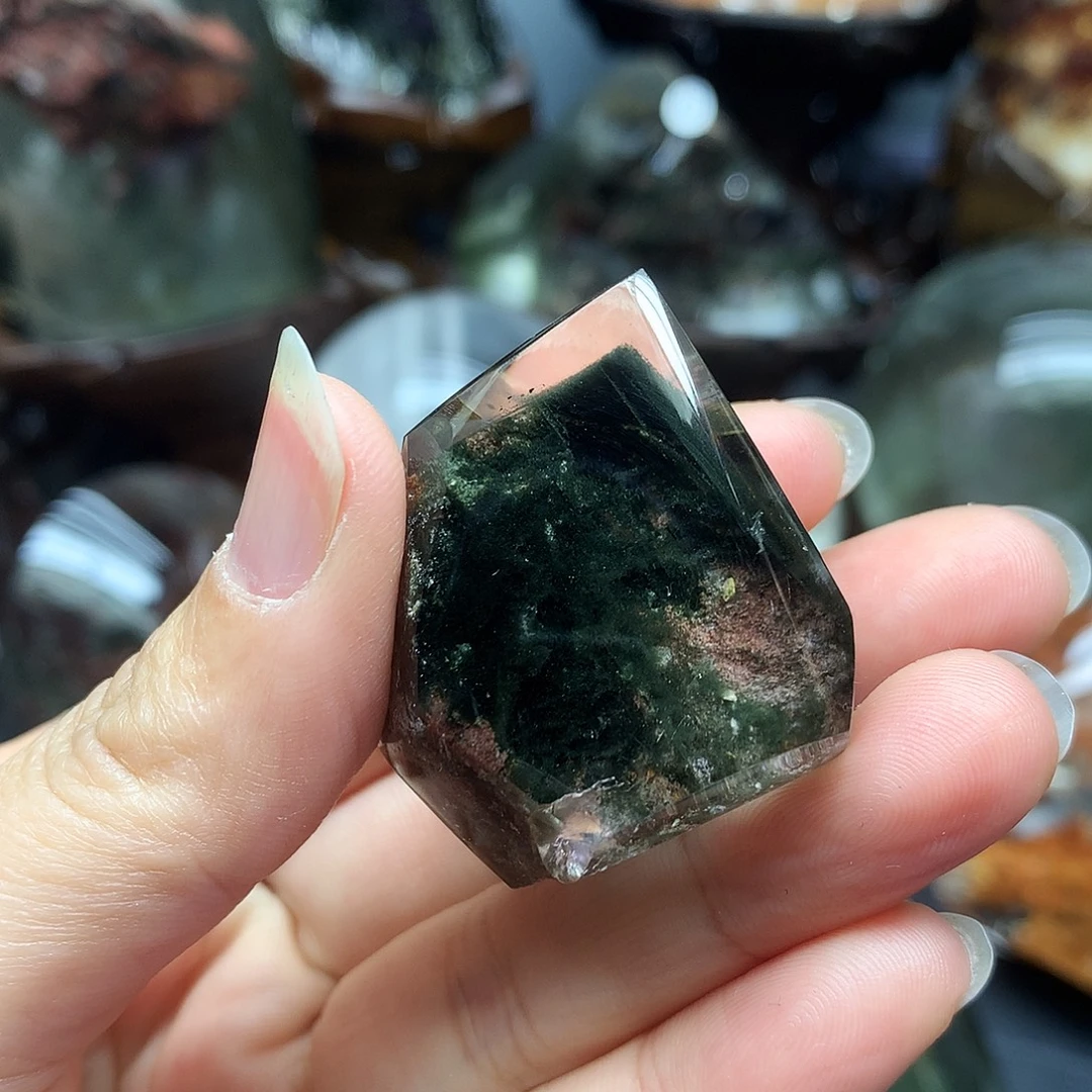 醒***人水晶未镶嵌珠宝半成品