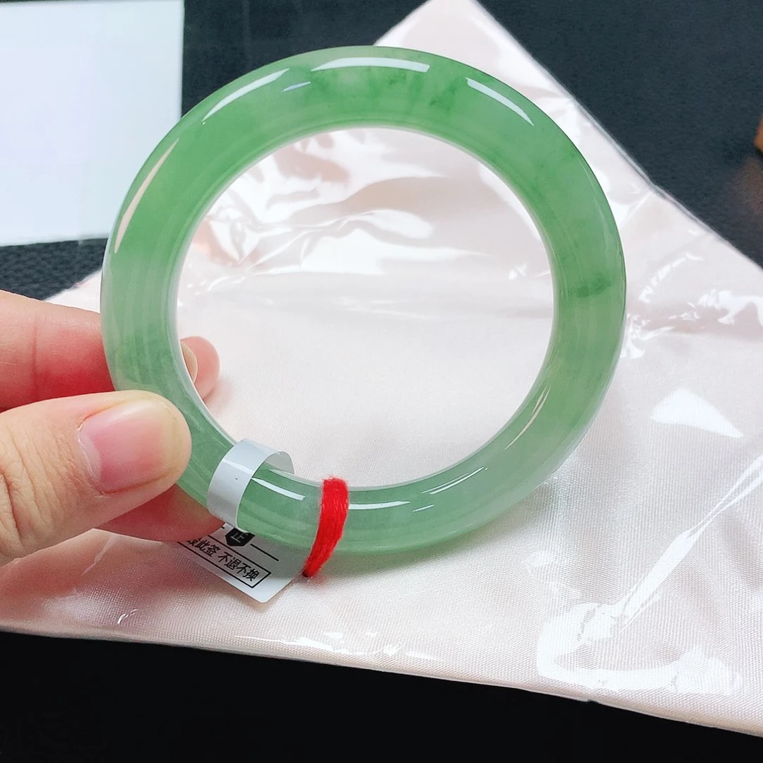 未镶嵌手镯翡翠54圈