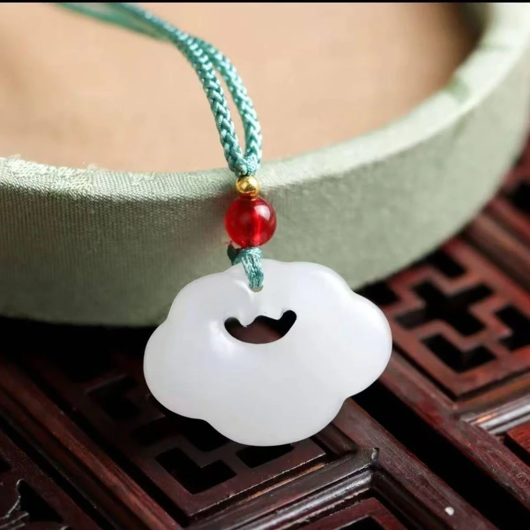 古法工艺精美如意吊坠