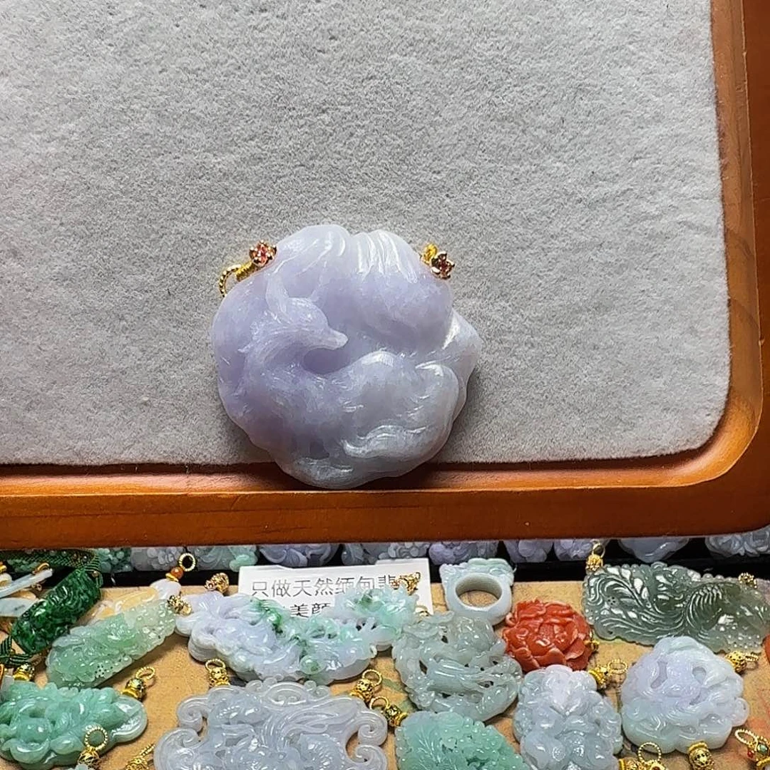 吊坠(赠链)未镶嵌翡翠