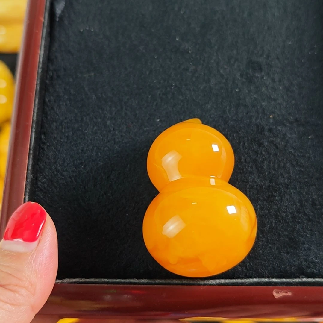 蜜蜡吊坠(赠链)未镶嵌