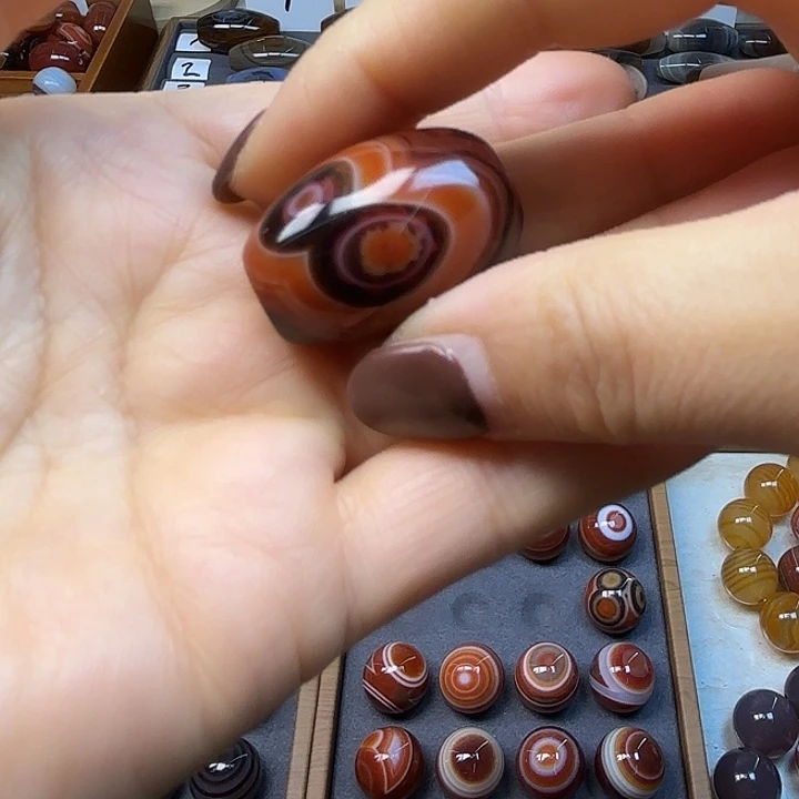 六***剑玛瑙/玉髓未镶嵌颈饰