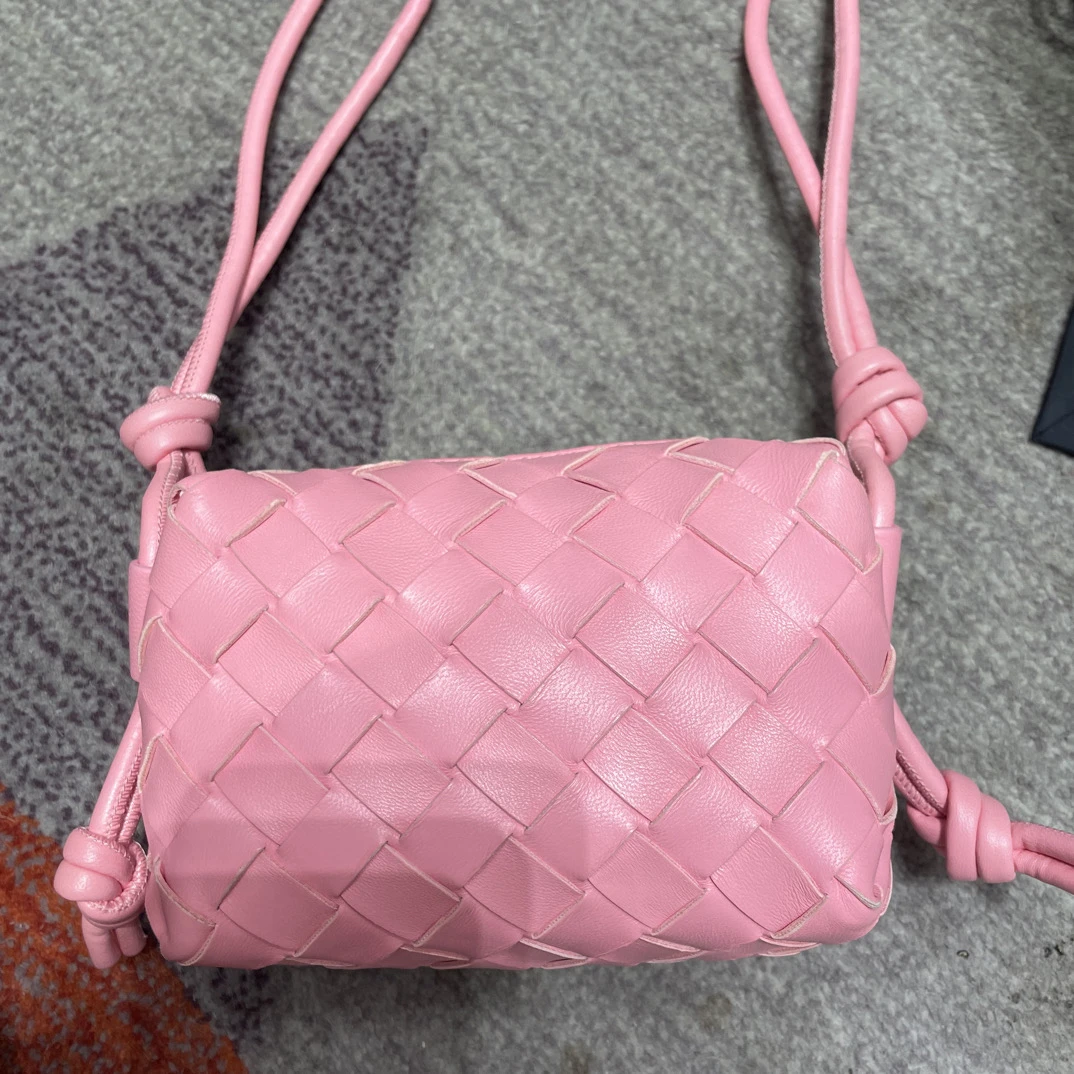 99新 BOTTEGA VENETA/葆蝶家 夏七中古/bv编织相机包/19210