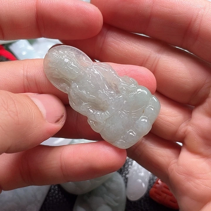 翡翠未镶嵌颈饰荣翡翠