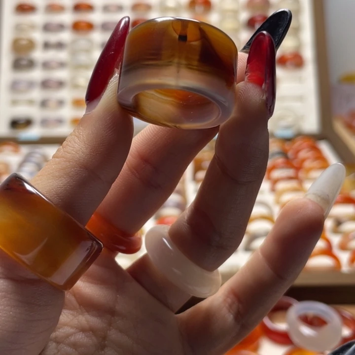 玛瑙/玉髓戒指未镶嵌